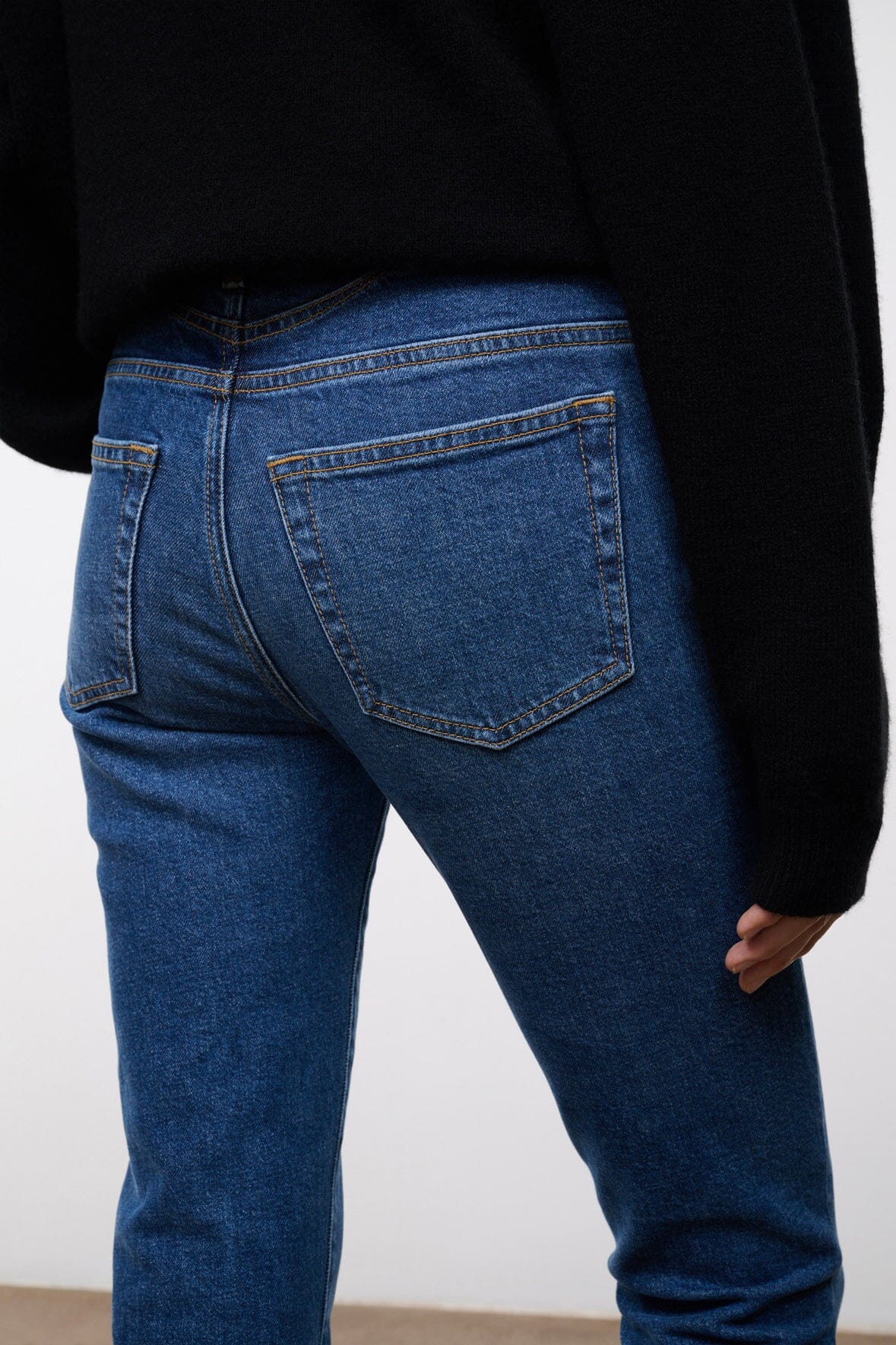 KYLE STRETCH FLARE JEAN | STONE BLUE