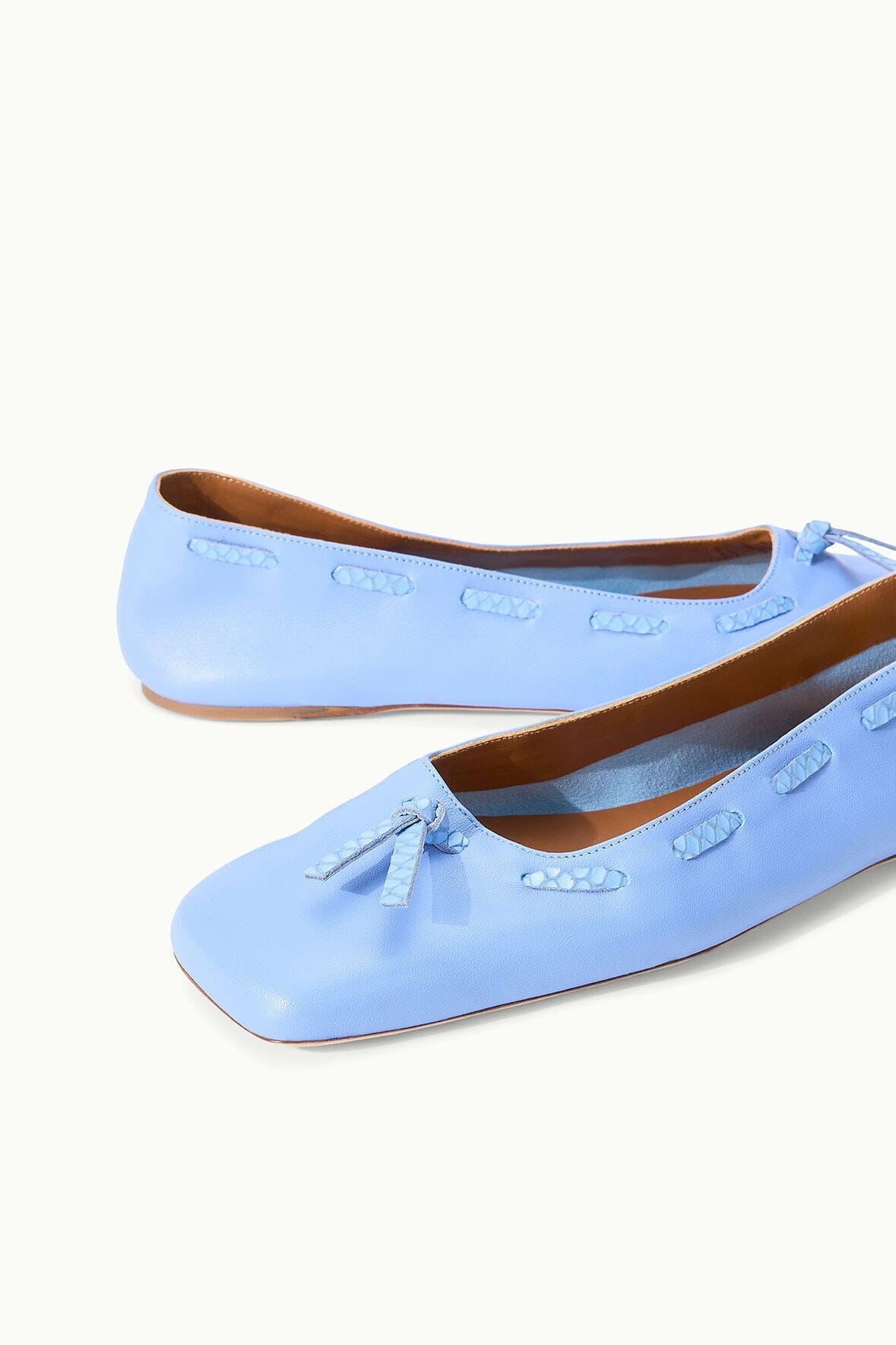 MILO FLAT | CIELO